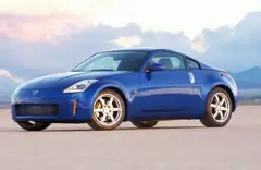 Nissan 350Z Coupe in Daytona Blue