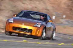 Nissan 350Z Coupe in LeMans Sunset