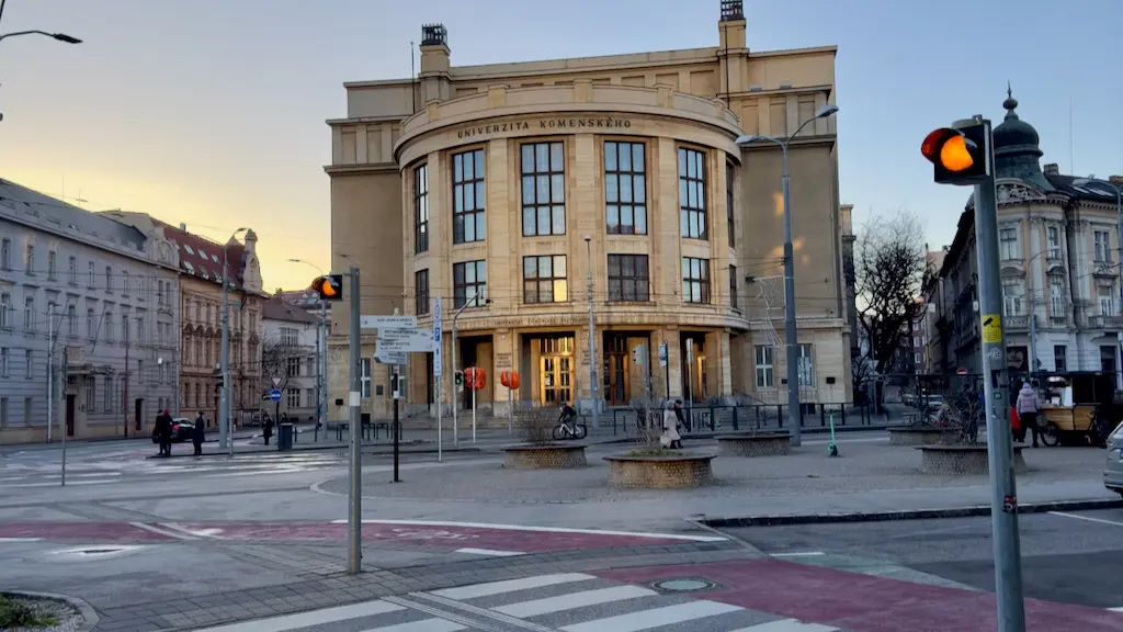 Intersection in front of university building