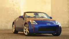Nissan Z Roadster in Daytona Blue