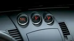 Iconic Nissan Z tri-guage